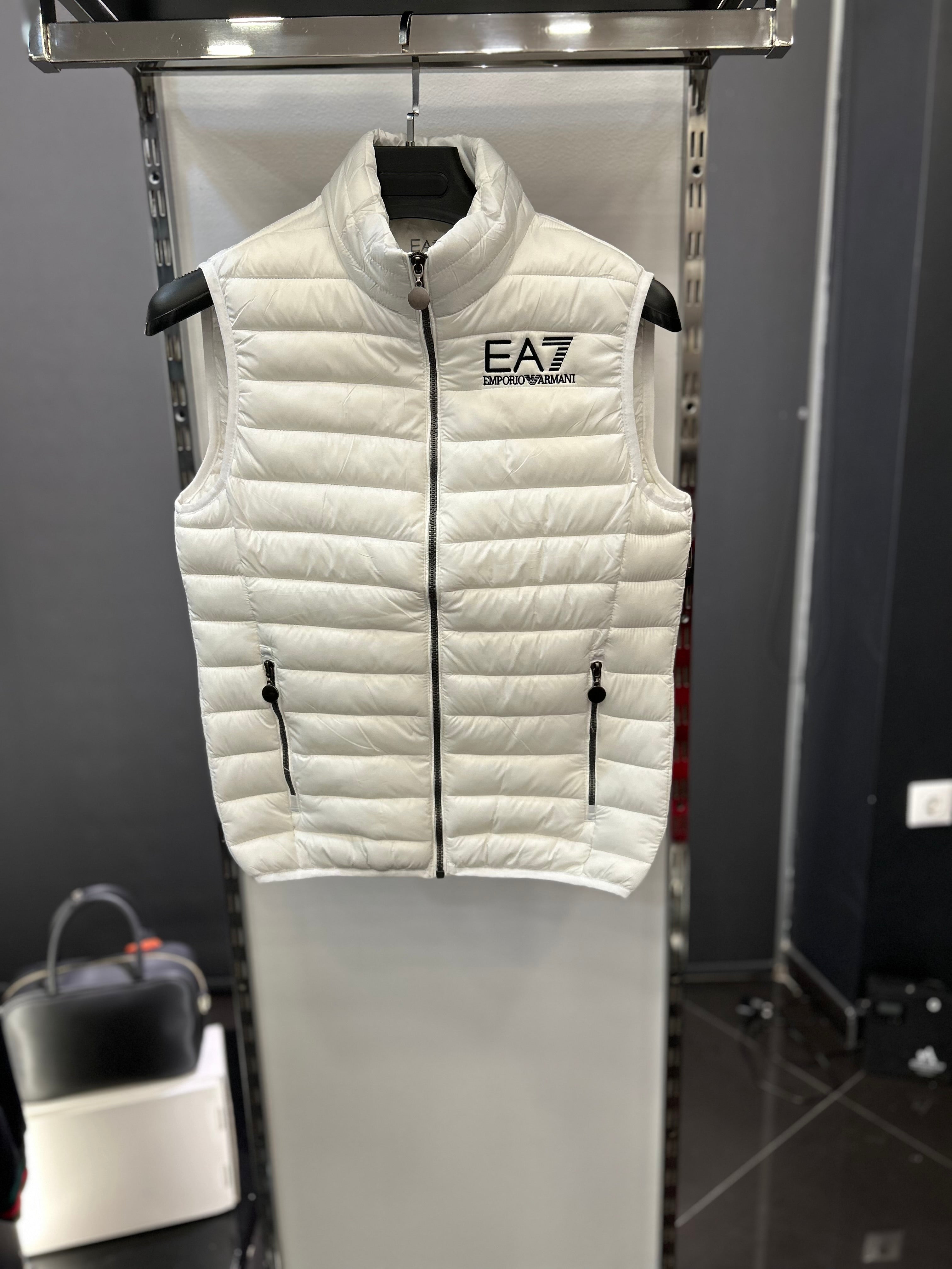 Vest EA7
